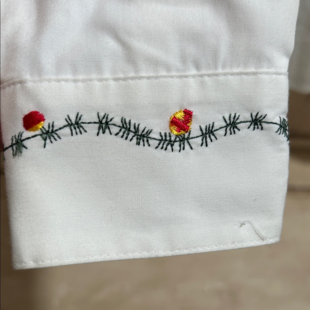 Holiday themed women vintage embroidered shirt combo. Holiday -Vintage - Picture 6 of 16